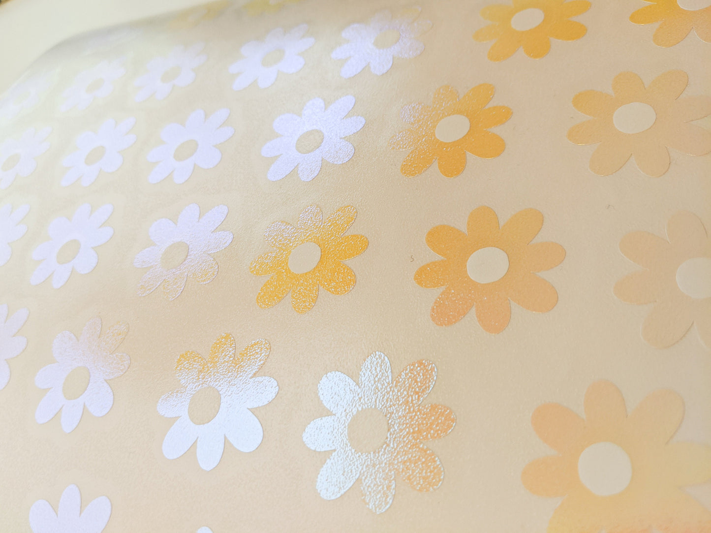 Sweet Daisy Vinyl Sheets to cover any smooth flat surface!